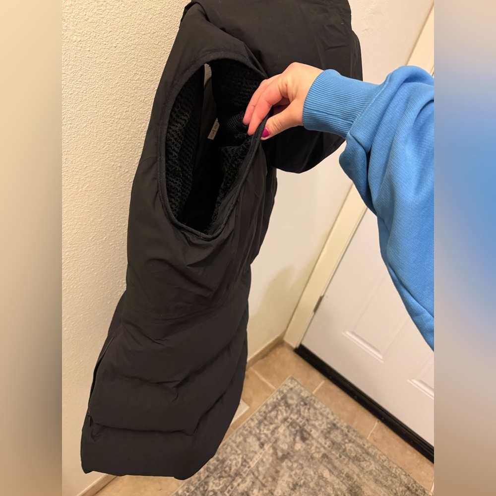 Lululemon Puffer Vest - Picture 4 of 15
